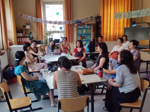 本校召开全员大会